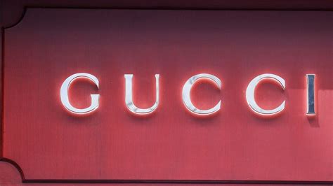 gucci repositioning|gucci luxury business.